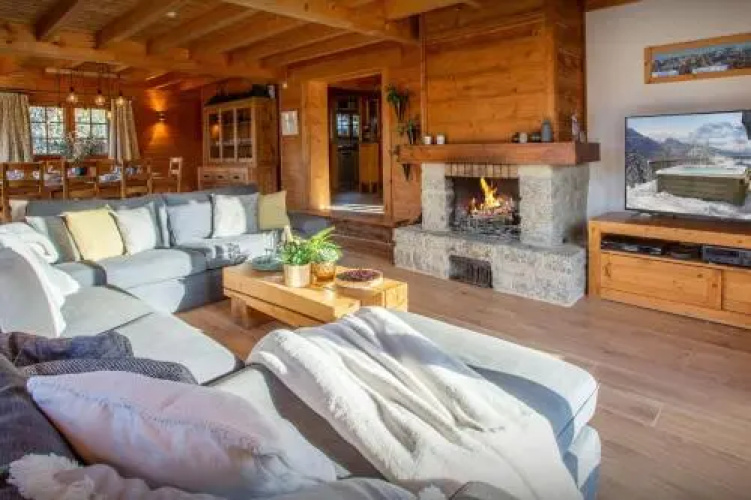 Chalet Morclan - OVO Network