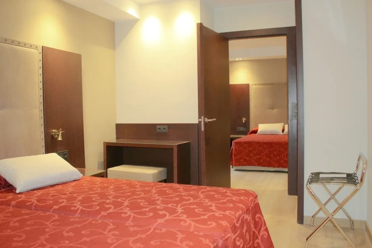 Standard Quadruple room with mountain view