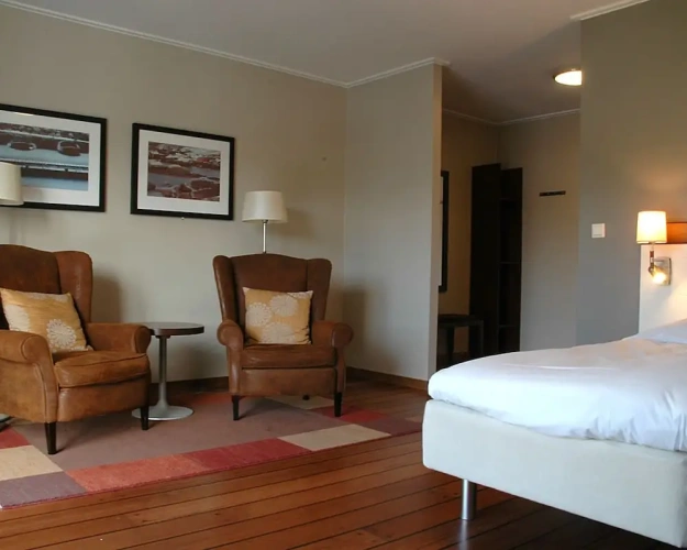 Superior Twin room with balcony and with harbour view