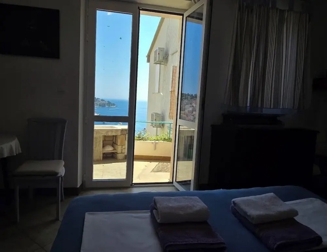 Bocin Rosso Apartments II