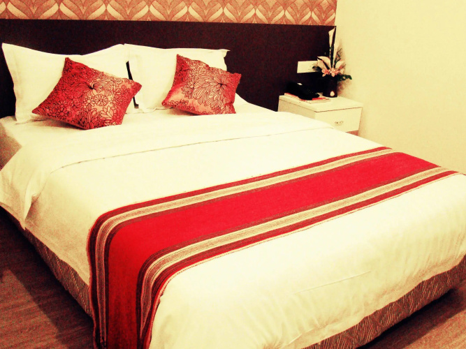 Adel Hotel
