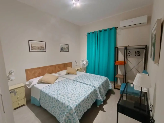 2 Bedrooms Apartment
