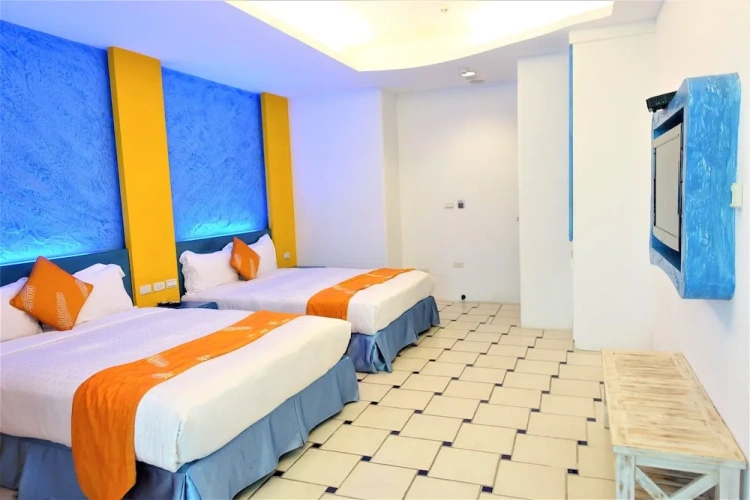 Standard Quadruple room with balcony