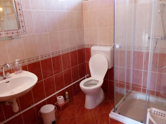 22 féröhelyes apartman