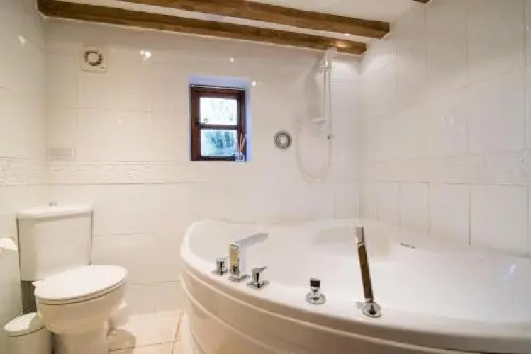 Colourmill cottage