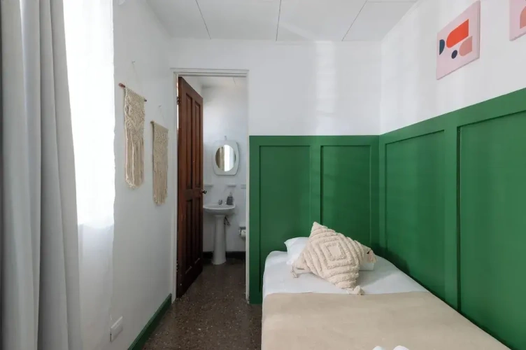 Economy Single room
