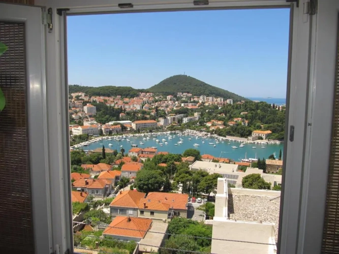Standard Single room with balcony