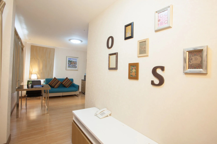 Orawan Suites