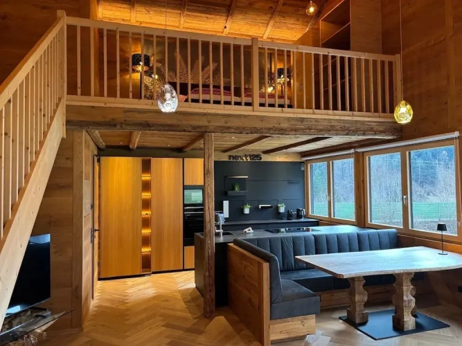 1 Bedroom Apartment with balcony and with mountain view