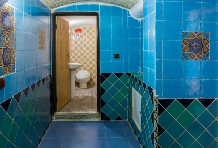 Niayesh Boutique Hotel