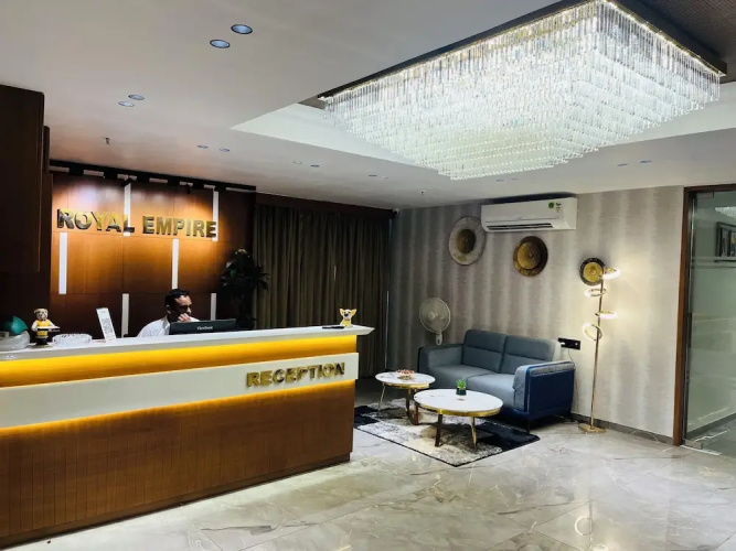 Hotel Royal Empire