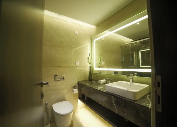 1 Bedroom Suite with balcony and with city view