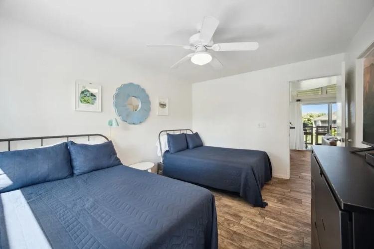 Pali Ke Kua #237 2 Bedroom Condo by RedAwning
