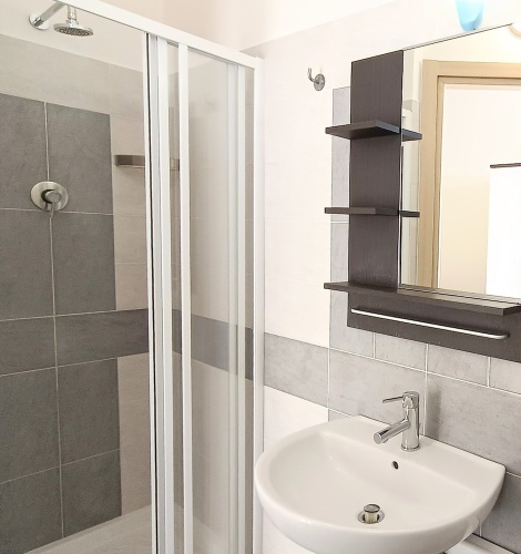 Standard Double room with balcony and with partial sea view