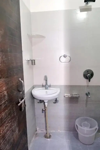 Hotel Ira Mansarovar