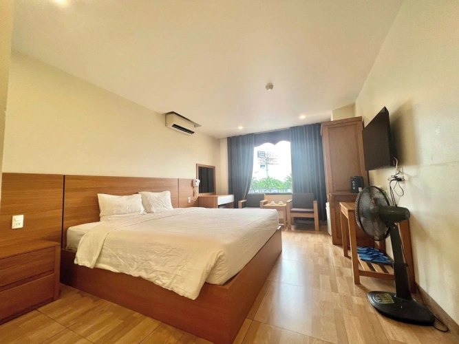 Superior Double room with city view