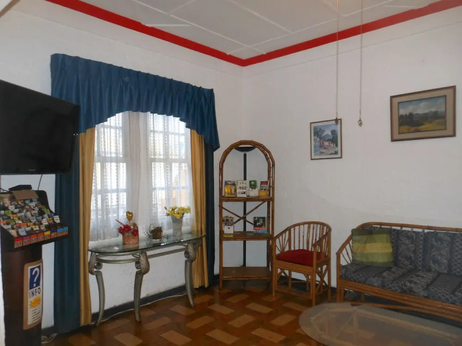 Ara Macao Inn