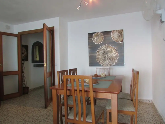4 Bedrooms Seaview Apartment