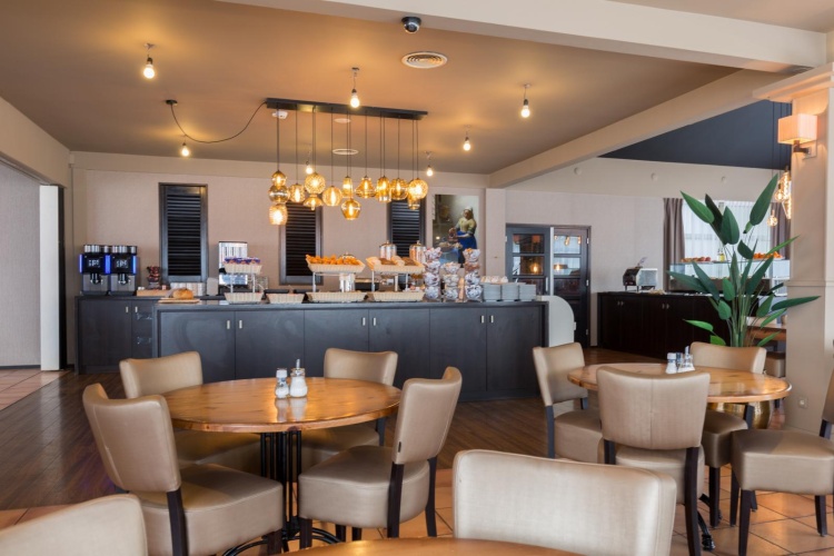 New West Inn photo 24