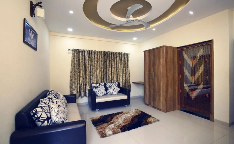 Hotel Girija