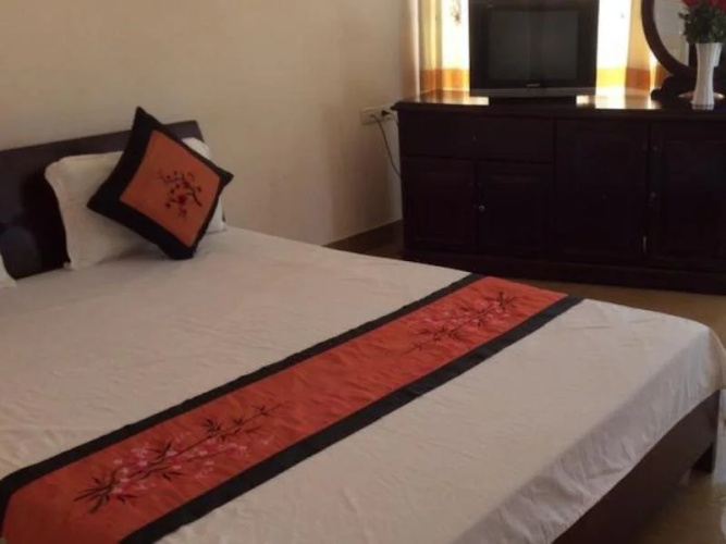 Phuong Dong Hotel