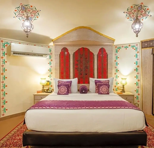 Deluxe Suite