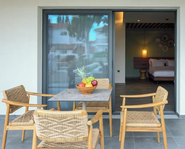 Junior Suite with balcony and with pool view