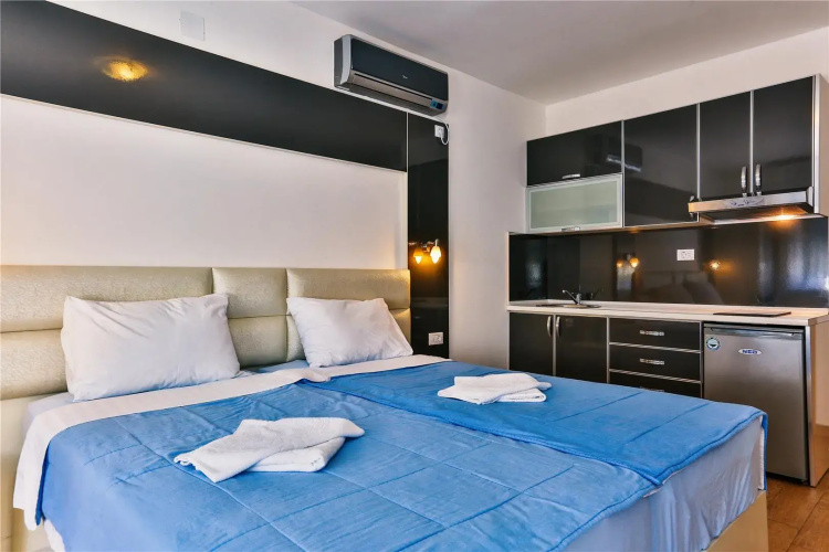 Hotel Villa Dvor Kornic - Budva