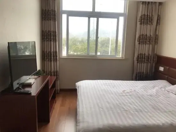 Ningguo Rhine River Hotel