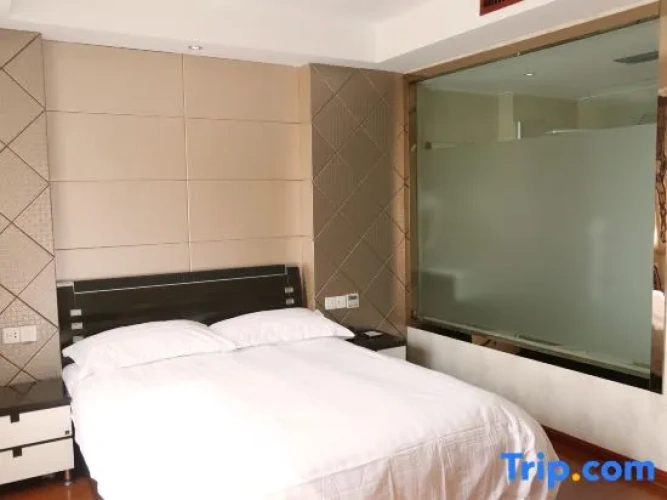Deluxe Double Suite