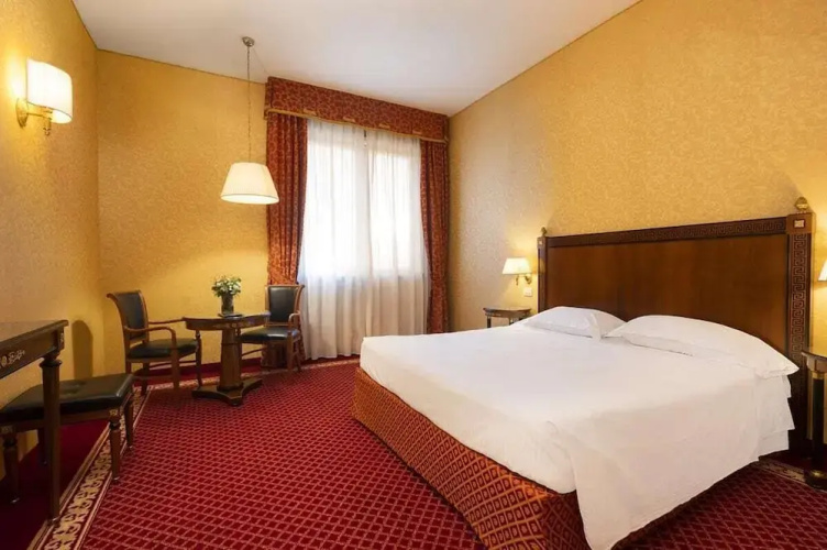 Hotel Maxim