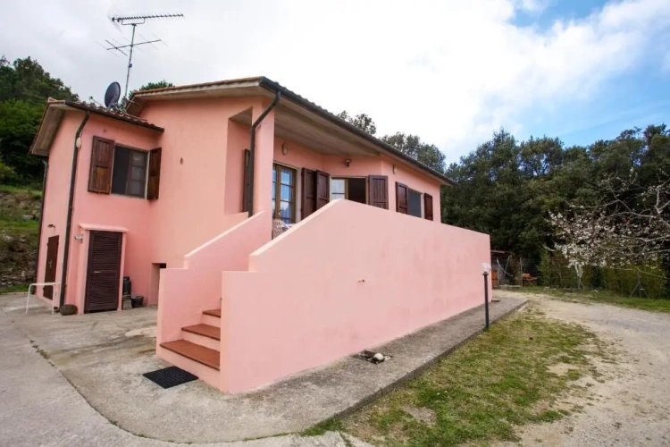 2 Bedrooms Cottage