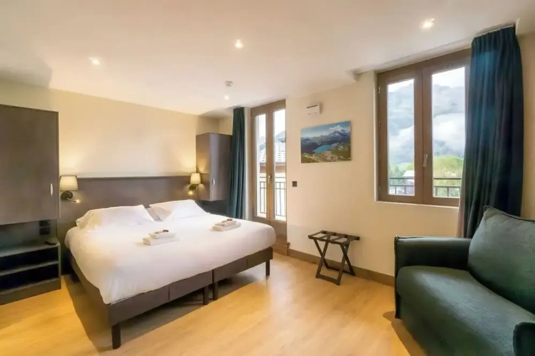 Superior room