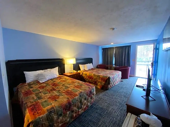 Economy room