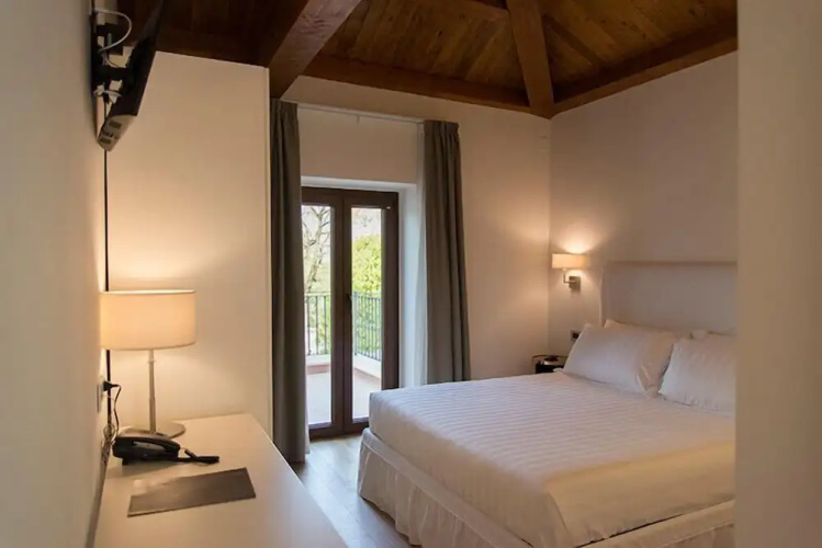 Tenuta Esdra