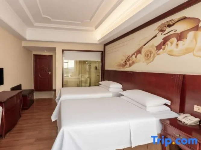 Standard Twin room with sea view