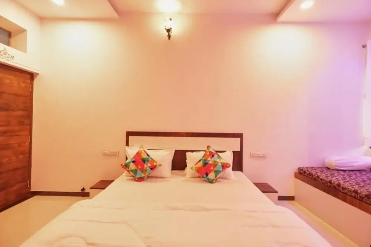 Neev Haveli