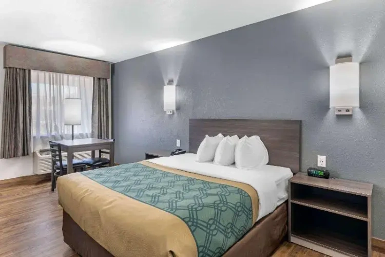 Standard Double room with balcony