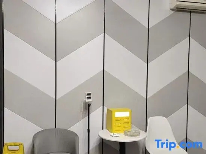 TaTa Fashion Express Hotel
