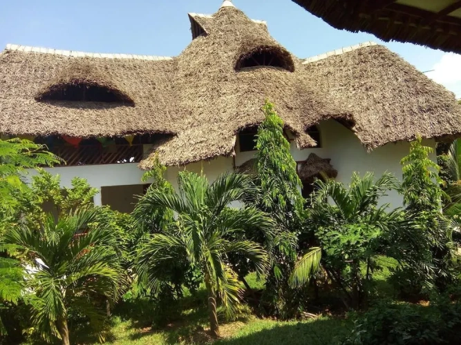 3 Bedrooms Villa with garden view