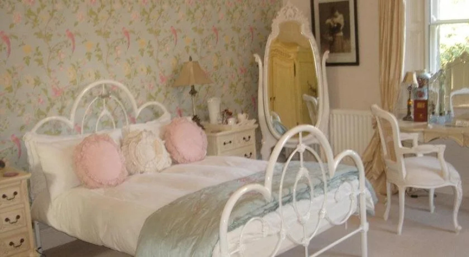 Littlebank Guest House