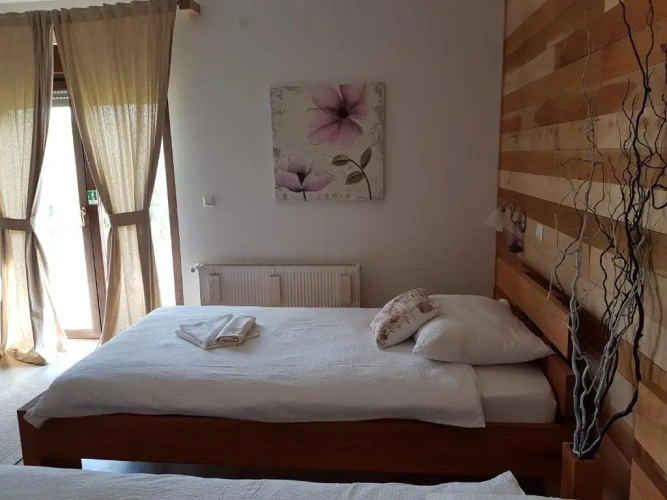 Standard Triple room with balcony