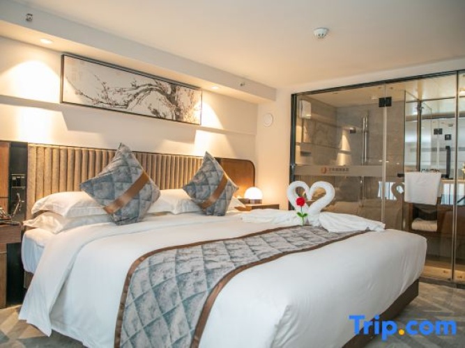 Executive Duplex Suite