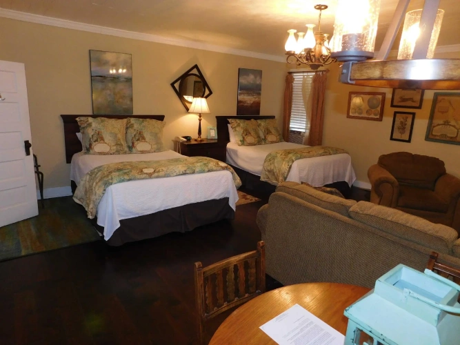 Double Suite