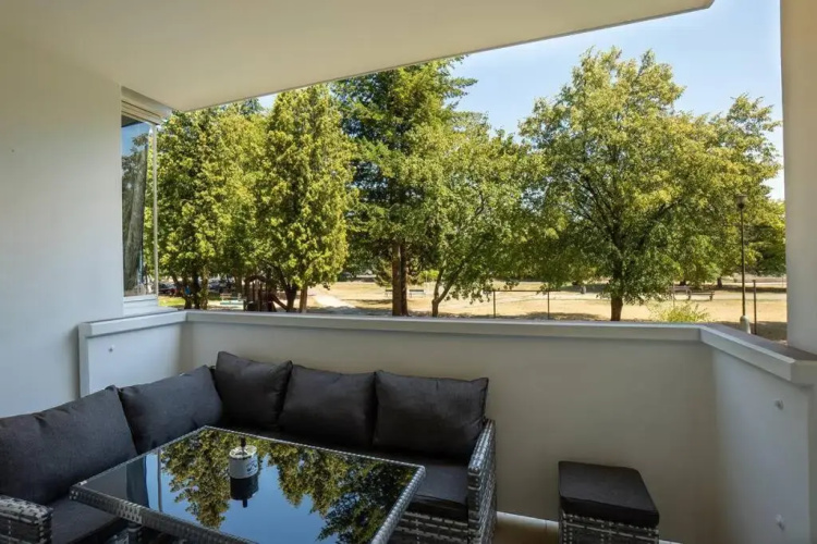 Excellent Large Lux Apartment Central Martin