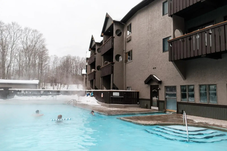 Treetops Resort