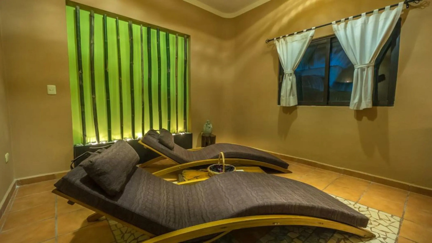 Bric Hotel and Spa