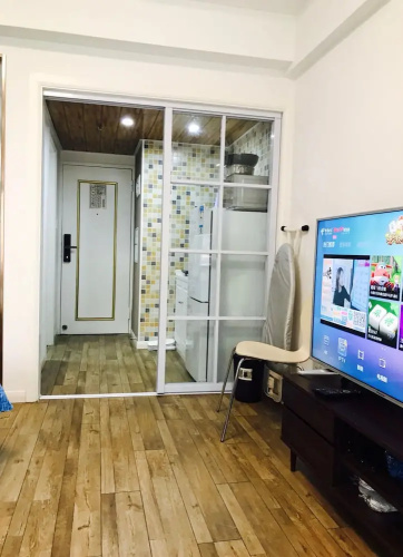E-Home Self-Service Apartment