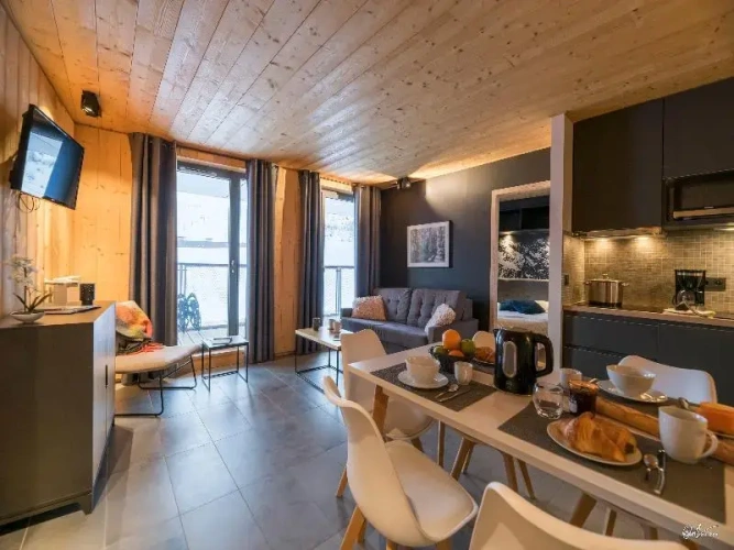 1 Bedroom Quadruple Apartment