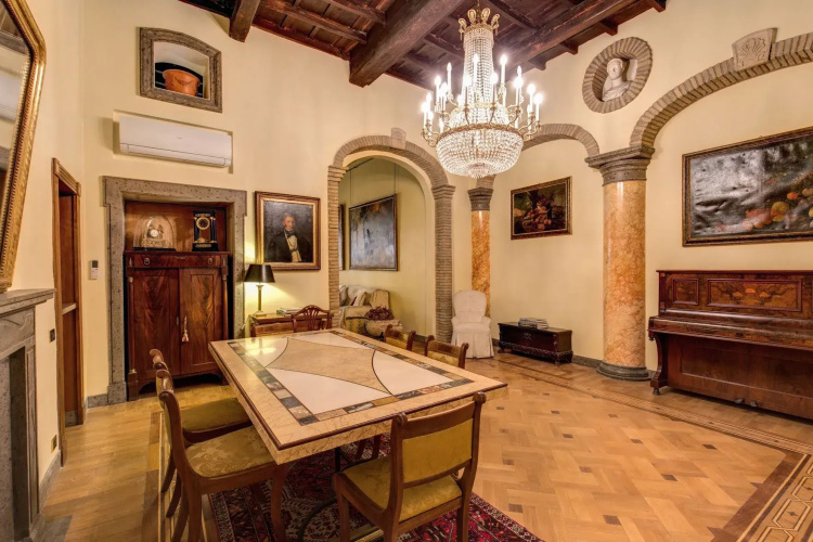 Suite in Rome Historic